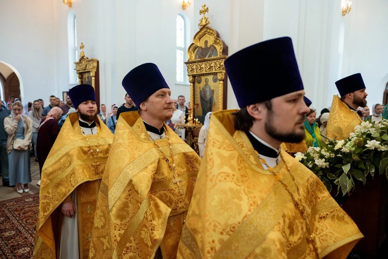 МИТРОПОЛИТ ИГНАТИЙ СОВЕРШИЛ БОЖЕСТВЕННУЮ ЛИТУРГИЮ В ХРАМЕ СВЯТОГО ВЕЛИКОМУЧЕНИКА ГЕОРГИЯ ПОБЕДОНОСЦА. Саратовское Северо-Западное благочиние