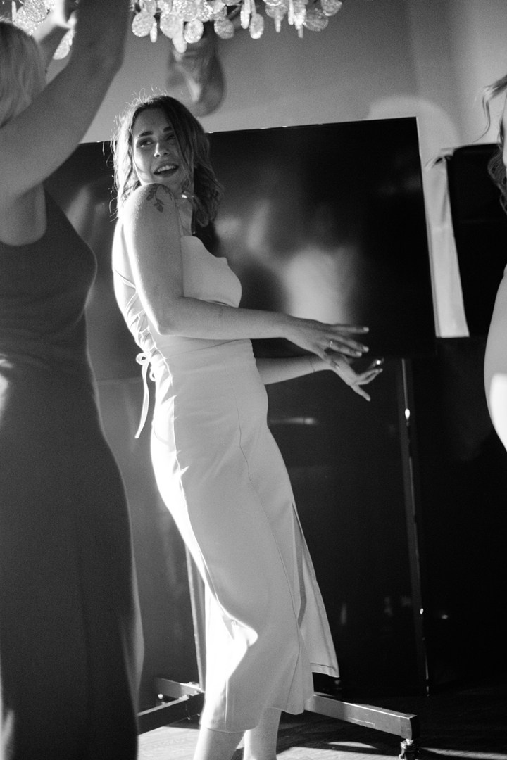 Свадебная фотосъемка в кабриолете в Москве. Жуков Илья свадебный фотограф в Москве