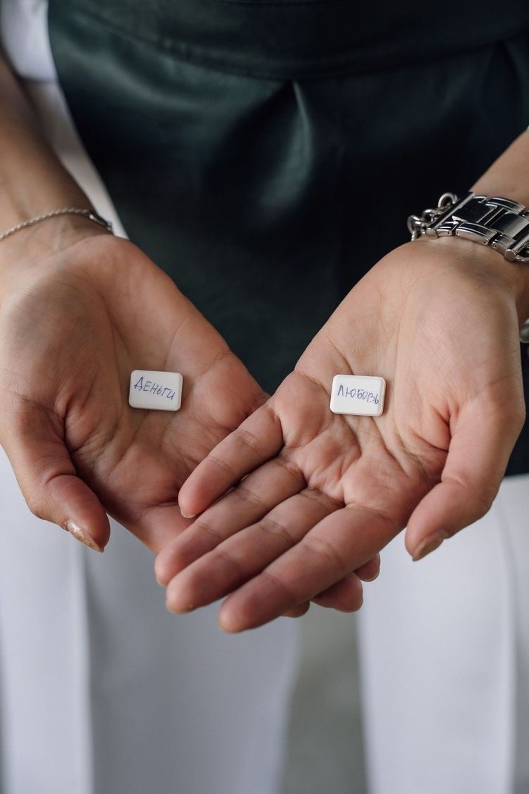 Мудборд: Руководитель массажной студии. Контент-съёмка и бизнес-портреты в Москве. Виктория Кулюкина