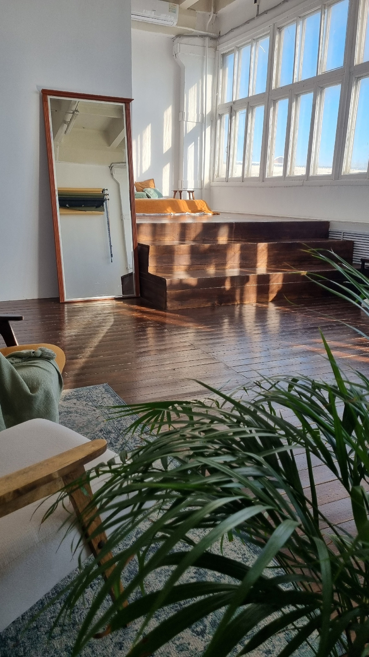 Фотостудии. Женский, семейный и контент-фотограф в Оренбурге Анна Соловых