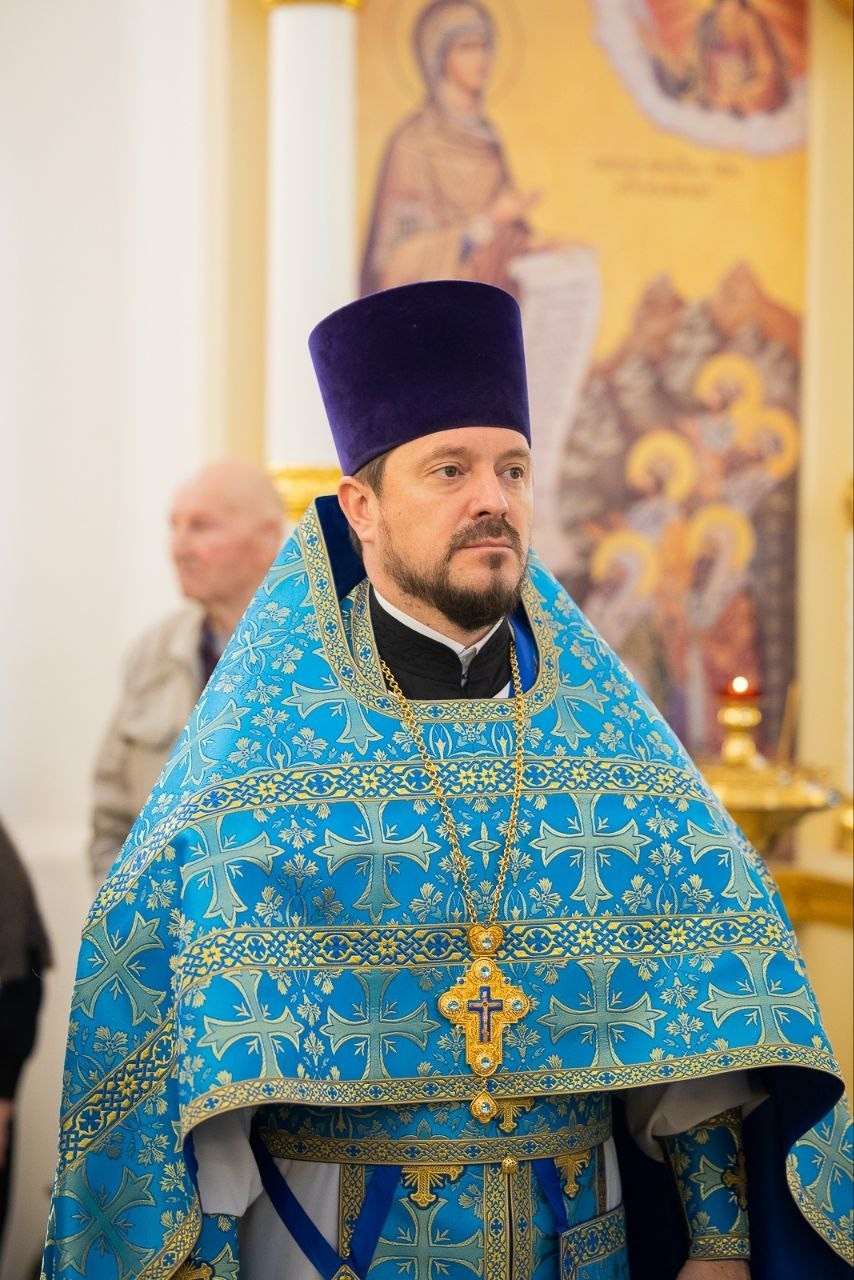 Благочинный Северо-западного округа храма принял участие в Архиерейском Богослужении В Николо-Тихвинском Соборном храме Г. САРАТОВА. Саратовское Северо-Западное благочиние