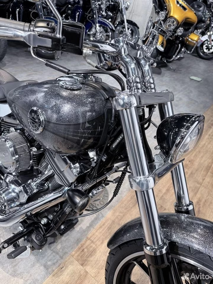 Купить Harley-Davidson Breakout ABS Hard Candy Custom (Softail/Dyna) — подробнее на сайте. Hello Davidson, Москва. Только хорошие мотоциклы…