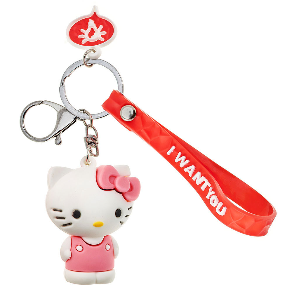 Брелок котёнок для ключей на белом фоне