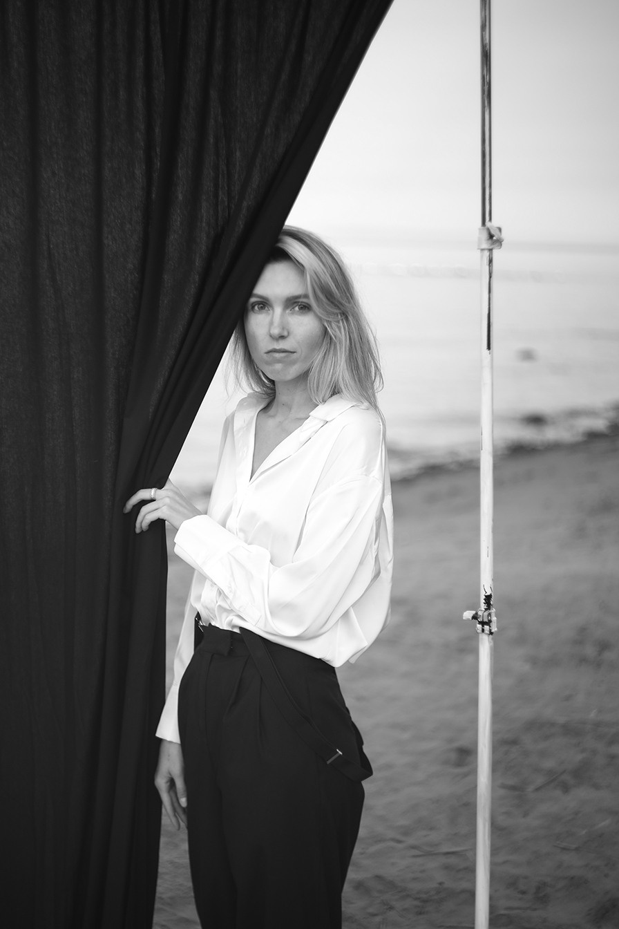 Портретная фотосессия на финском заливе в Санкт-Петербурге. Фотограф Мария Морозевич в Санкт-Петербурге