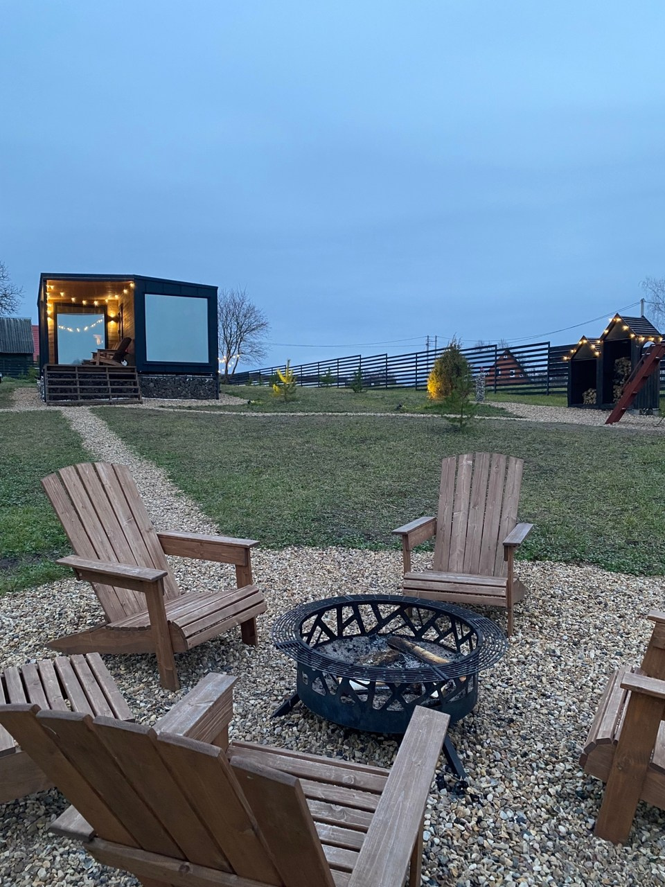 Глэмпинг. Аренда дома для отдыха в Брянске. Банный чан, зона BBQ. Дом на озере в Брянске. Отдых Брянск