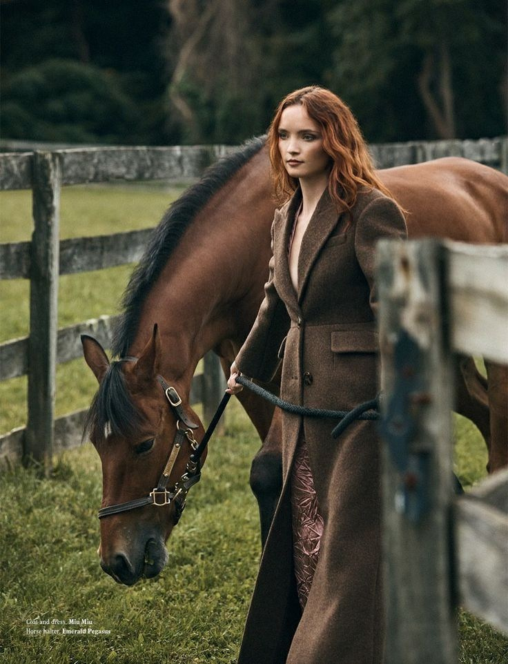 Конная Фотосессия с Конкурной Лошадью в стиле «Английский шик аристократии». Victoria Radjevna Репортажный Фотограф — Видеограф Москва • Санкт-Петербург