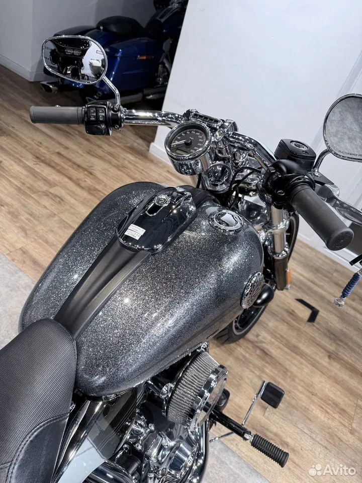 Купить Harley-Davidson Breakout ABS Hard Candy Custom (Softail/Dyna) — подробнее на сайте. Hello Davidson, Москва. Только хорошие мотоциклы…