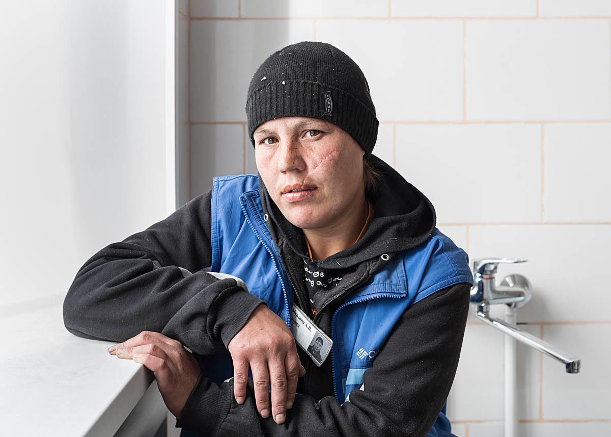 ◽ SECTION / photo, book. Elena Anosova is an award-winning visual artist