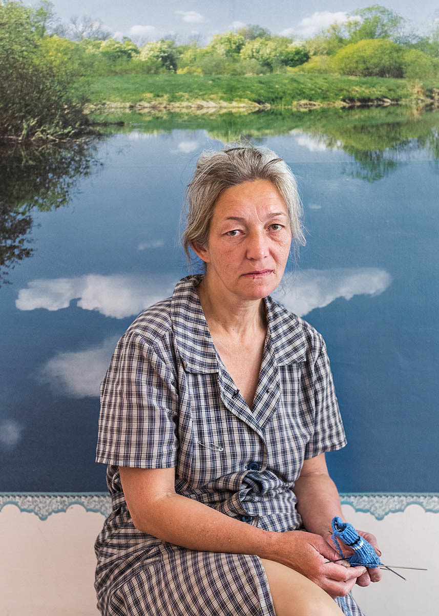 ◽ SECTION / photo, book. Elena Anosova is an award-winning visual artist