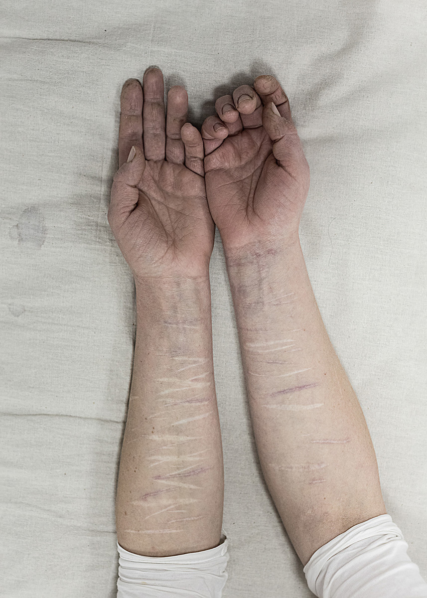 ◽ SECTION / photo, book. Elena Anosova is an award-winning visual artist