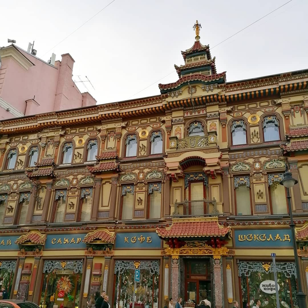 Марина Стеблянская - аттестованный экскурсовод по Москве. П&П — Полезное с Приятным. Фотоэкскурсии — Москва на память. Экскурсовод и фотограф в Москве. Увези столицу в своём альбоме!