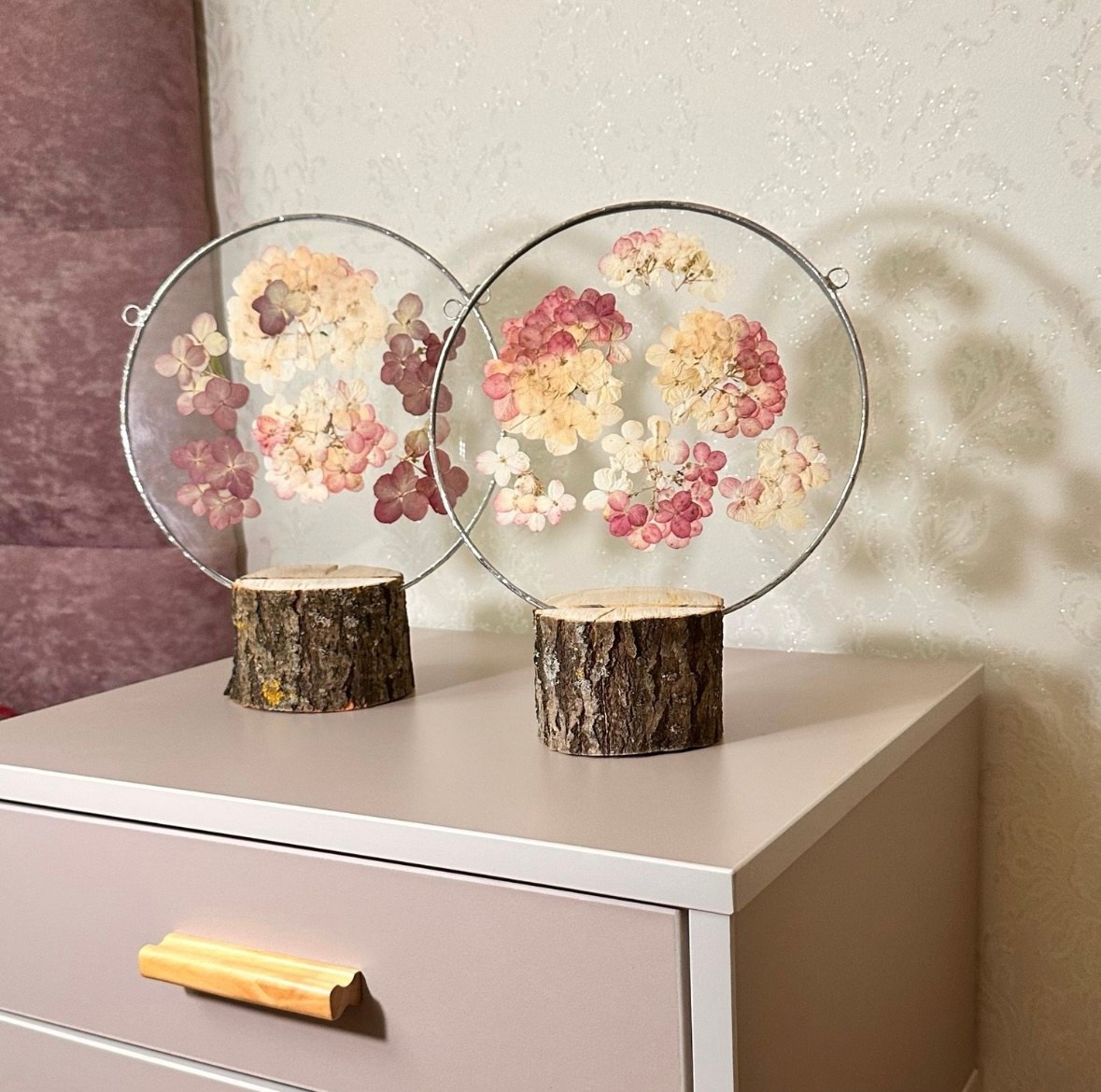 Гортензия круг 20 см. Оформляю пространства. Витражи с сухоцветами в технике Тиффани