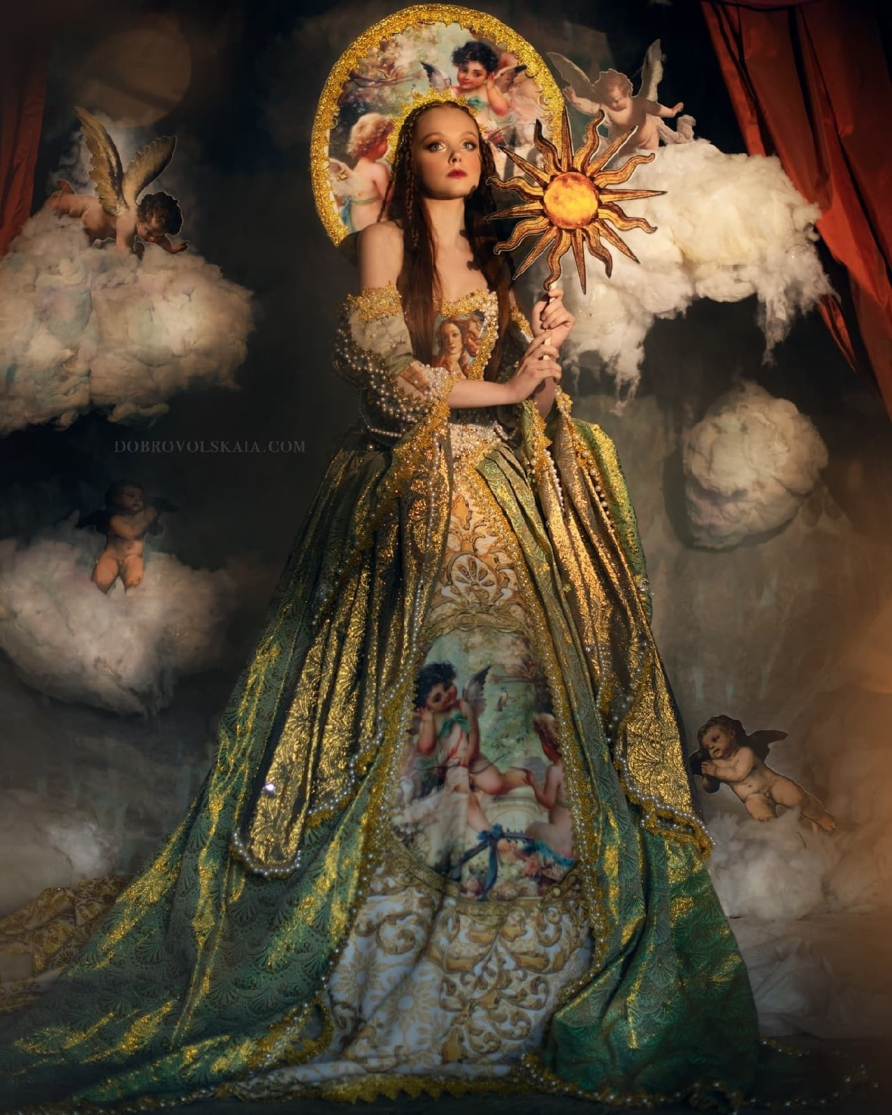 Императрица. Русские народные костюмы в Москве