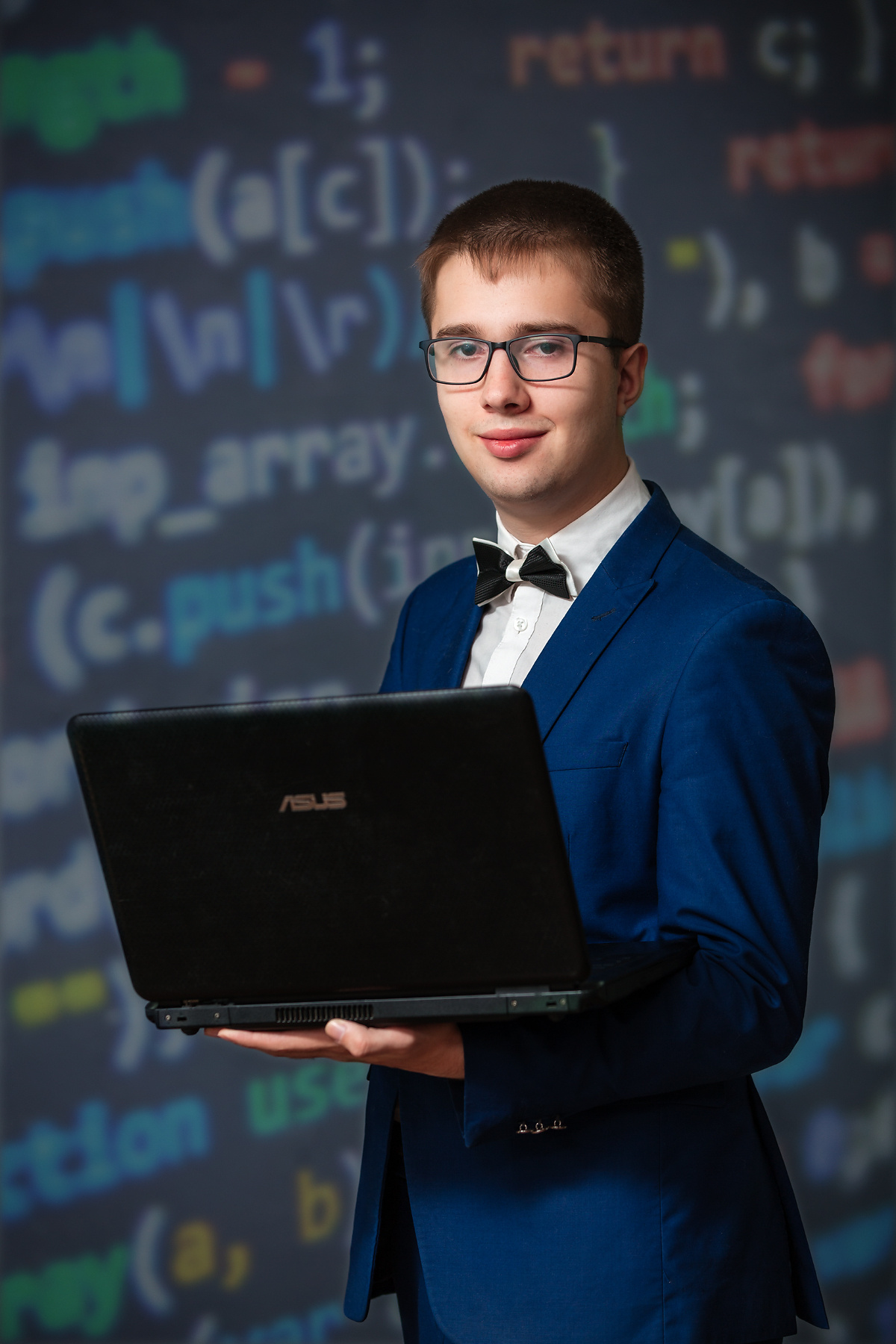 Фотосъемка утренников и выпускных в детском саду в Брянске. Фотоцентр Перспектива: выпускные альбомы, фотошкола, курсы фотографии