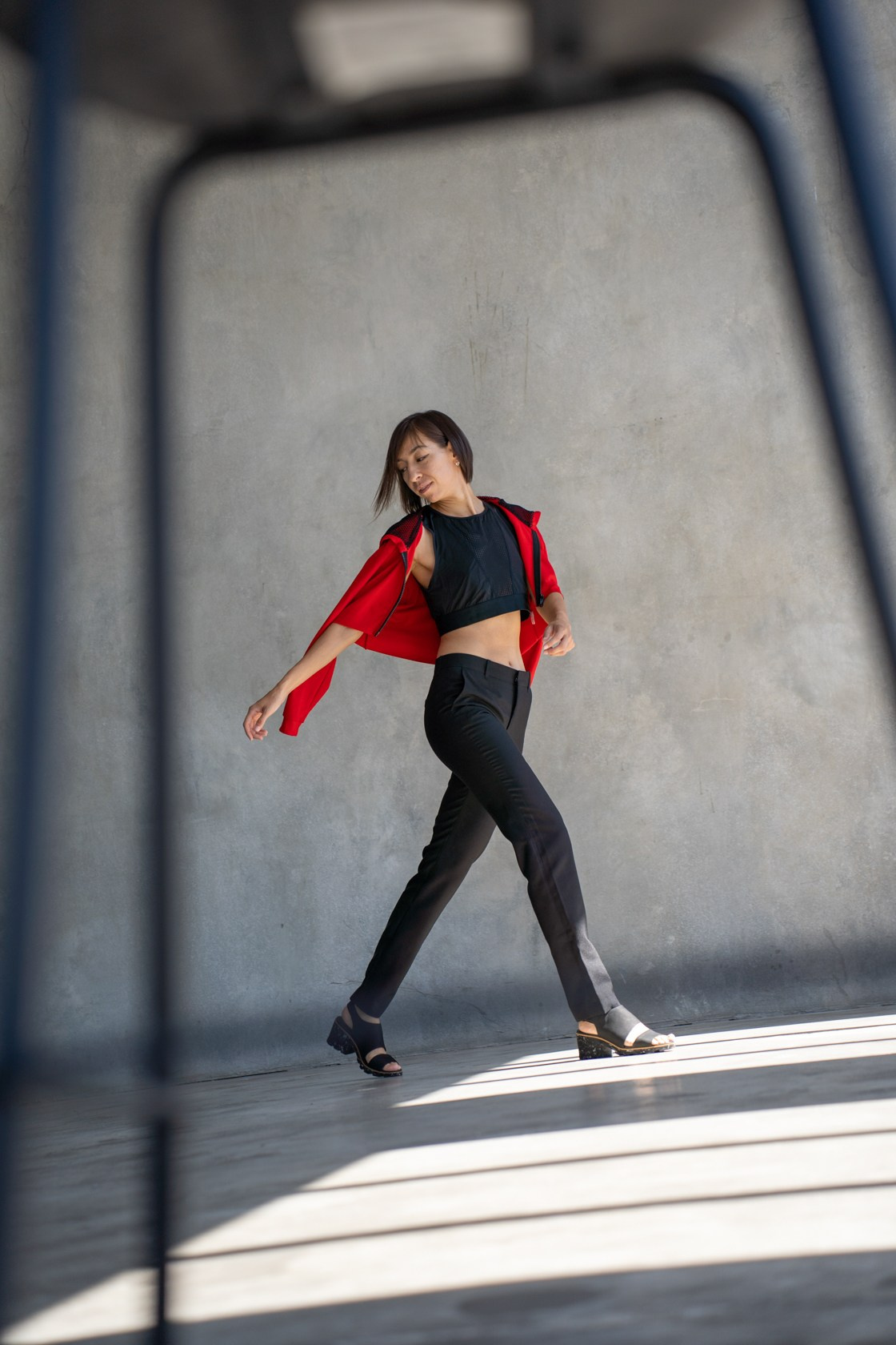 фотосессия для тренера по фитнесу в студии