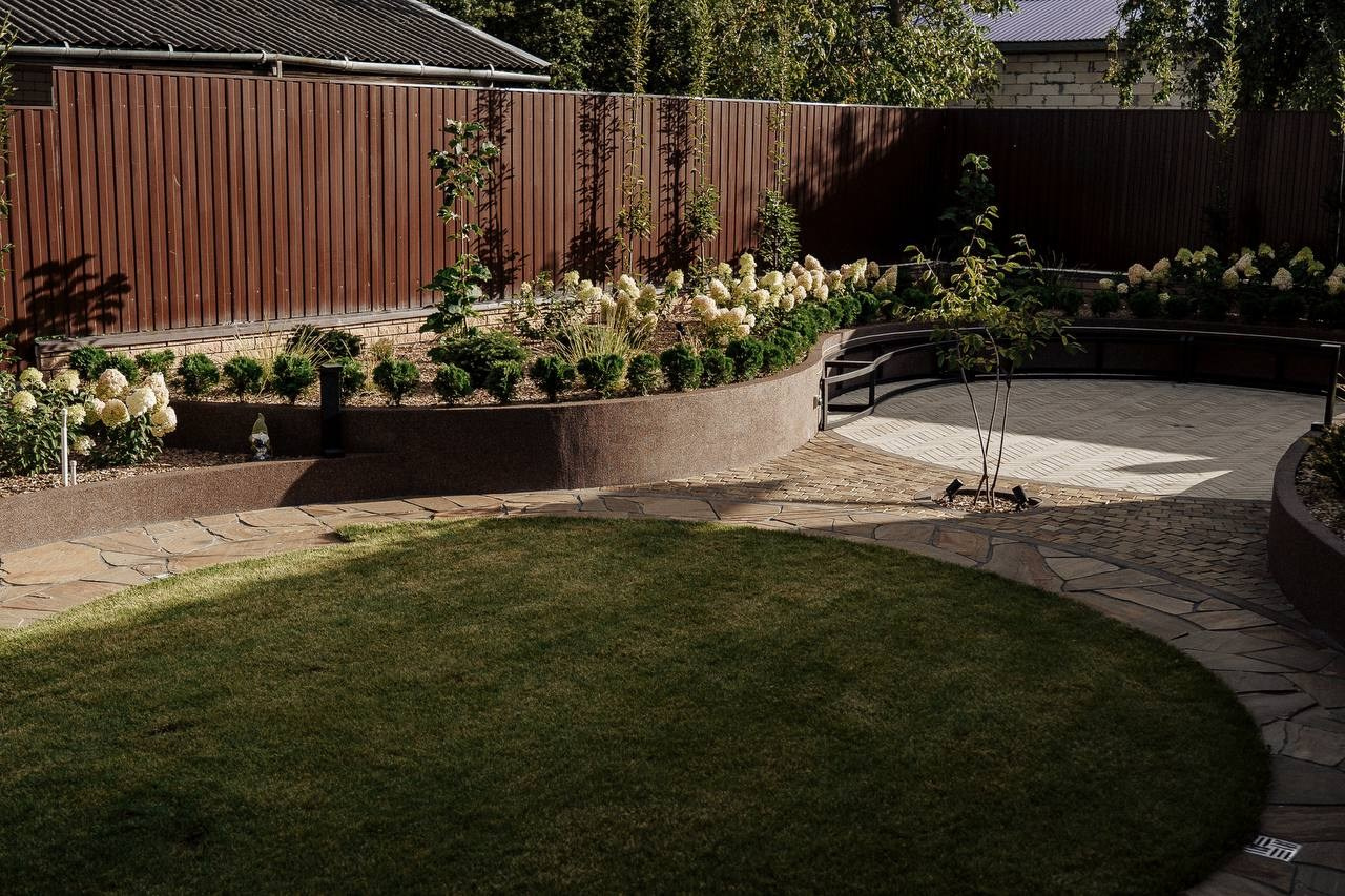 Сад, рожденный на расстоянии. LA. Ландшафтный дизайн в Минске и Гродно