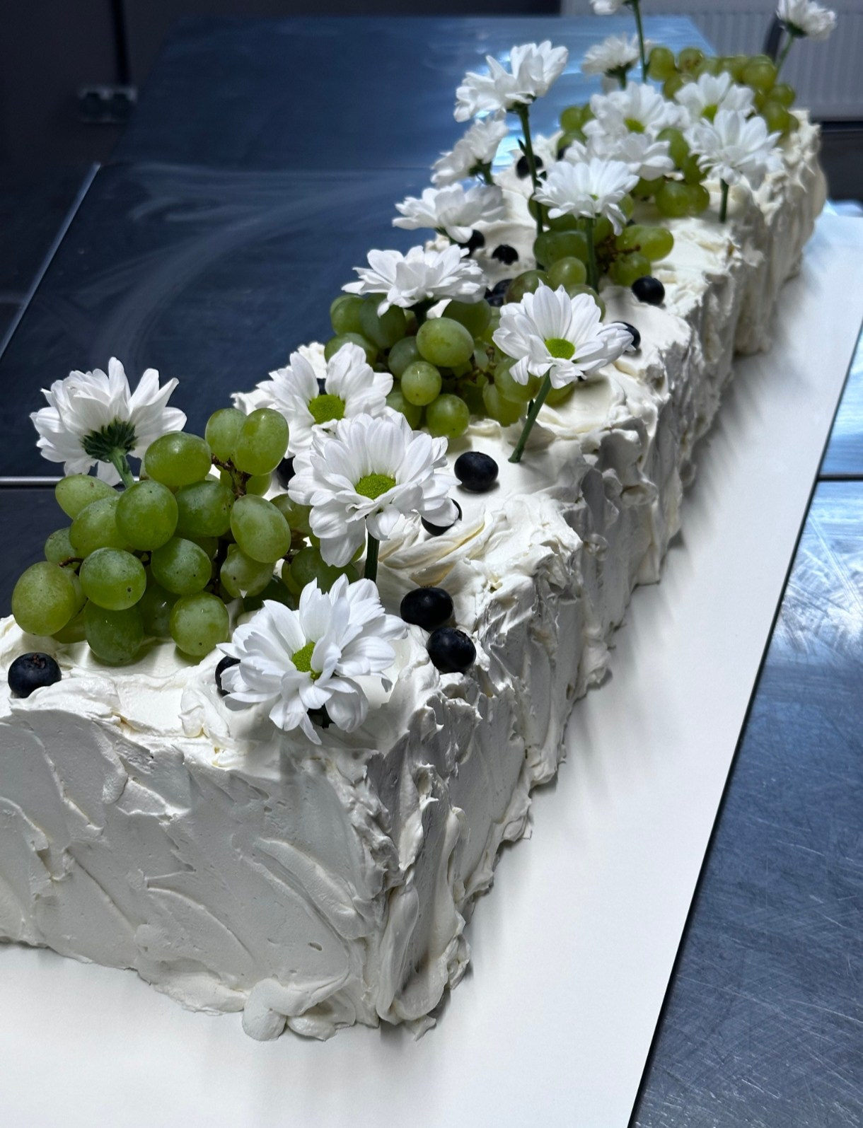 Торт Вепренцева. Подрядчики и друзья сети свадебных площадок House for wedding