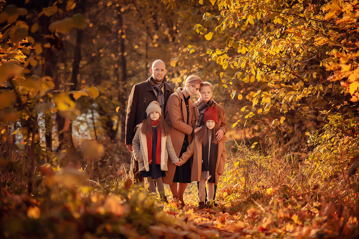 Семейная фотосессия в Москве на природе. Семейный фотограф Москва Светлана Соколова