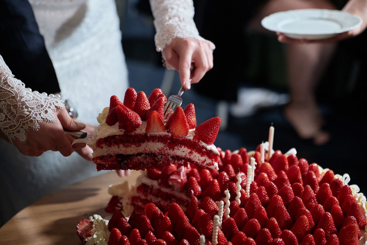 Торт Григорьева. Подрядчики и друзья сети свадебных площадок House for wedding