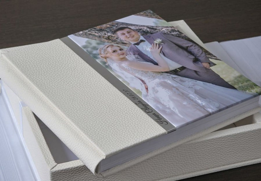 Заказать свадебную фотокнигу. Стильные выпускные альбомы в Старом Осколе. Свадебные фотокниги