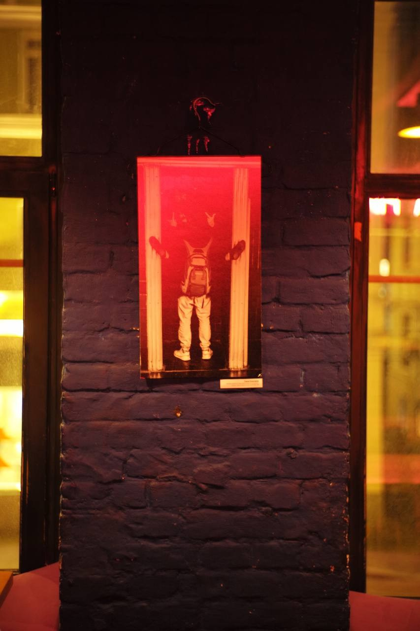 14.02.2025 // Открытие фотовыставки Love is in the бар. Фотовыставки serebro.gallery, в которых автором можешь стать ты! | Москва