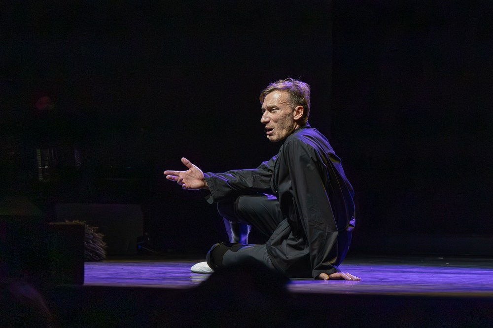 Репортаж с премьеры спектакля «Я, бабушка, Илико и Илларион» в Музыкальном театре «Градский Холл»