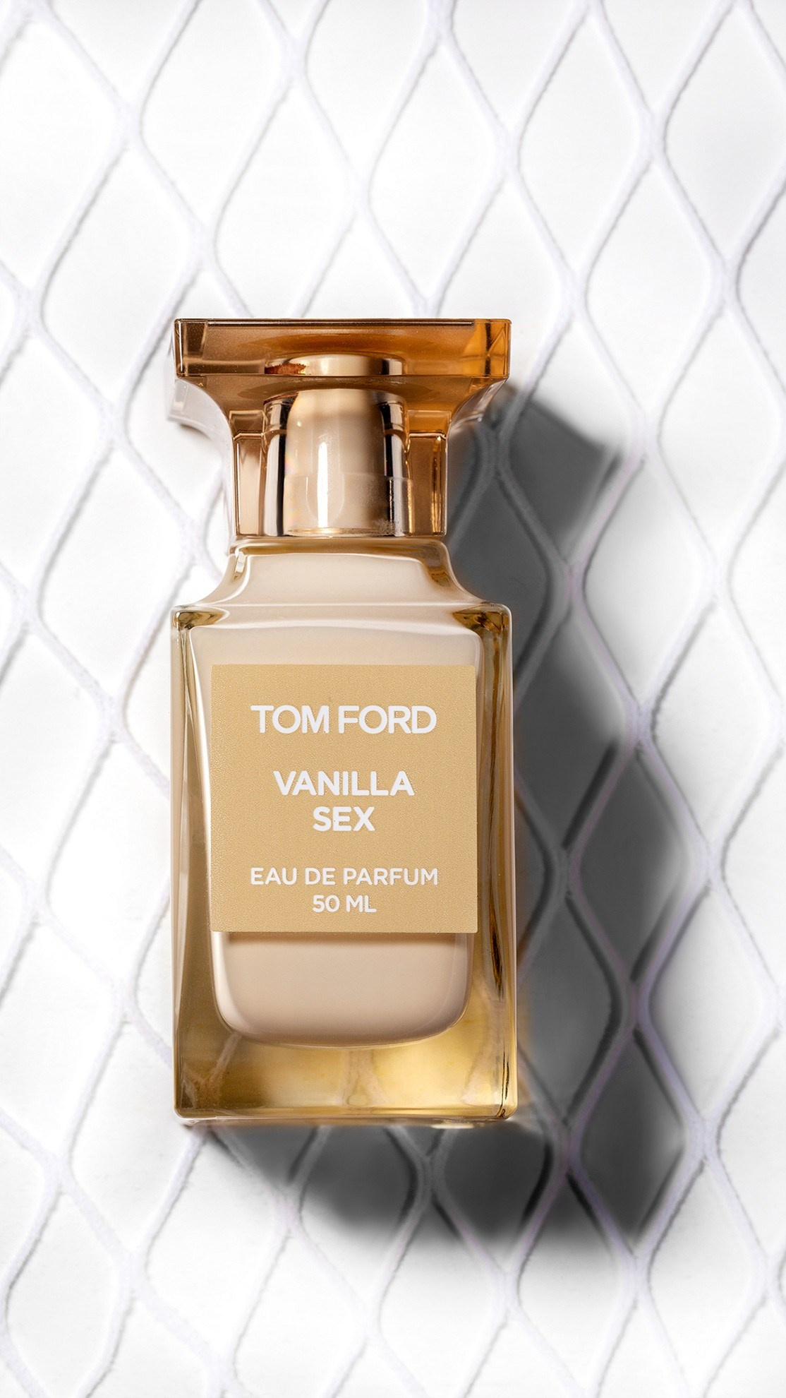 Фотосъемка парфюмерии в Ростове. Предметный фотограф в Ростове-на-Дону. Фотограф Анна Мандрикян