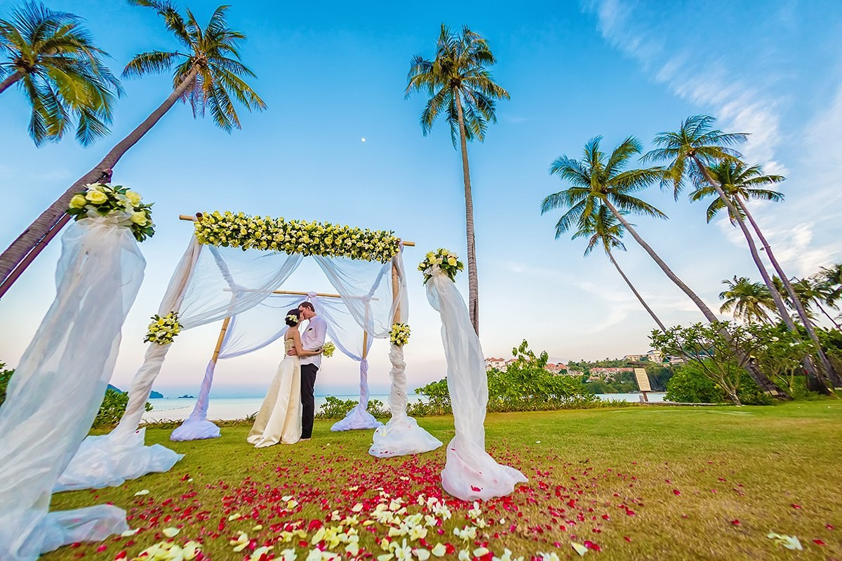 Фотосессии Фотограф в Красноярске на Пхукете Евгений Воробьёв видеосъёмка фотосъёмка с FPV дрона квадрокоптера в Красноярске