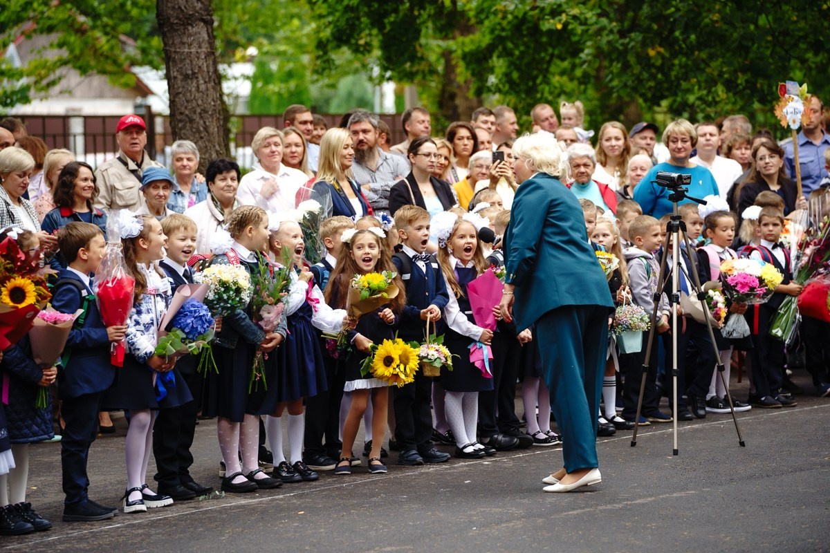 1 Сентября Василисы. Репортажный и семейный фотограф в Санкт-Петербурге Тарас Марченко