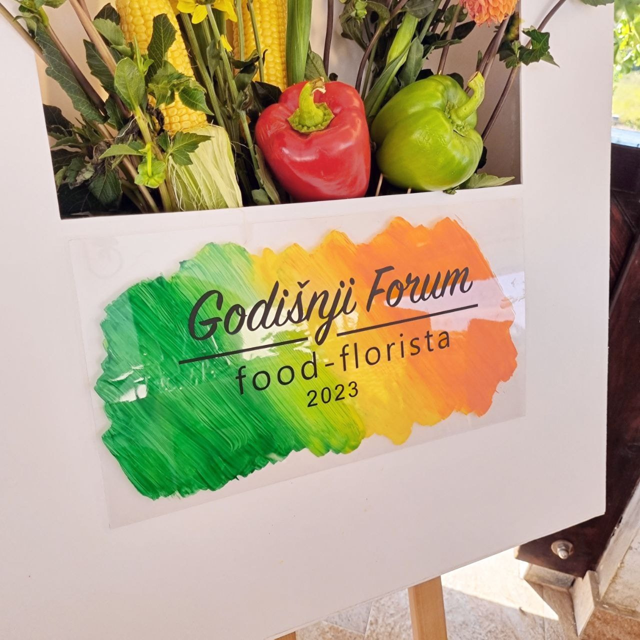 Baloni sa helijimom. Dekoracije balone. Dostava balone. Grad Novi Sad. Шары с гелием, фотозоны Нови Сад Белград. Balone i dekoracije od balona Novi Sad Beograd