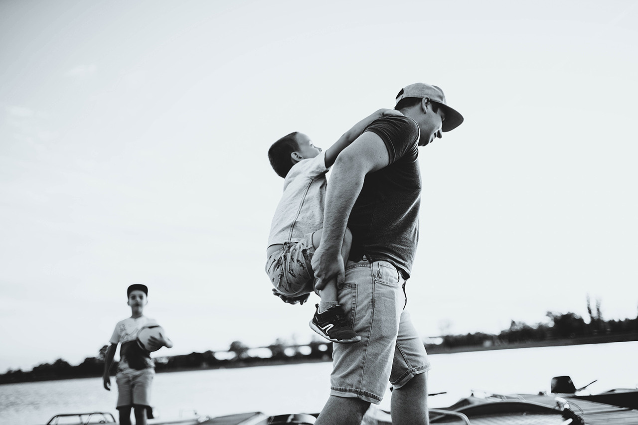 Лайфстайл съемка на Гребном. Семейный и детский фотограф в Ростове-на-Дону Екатерина Шевченко