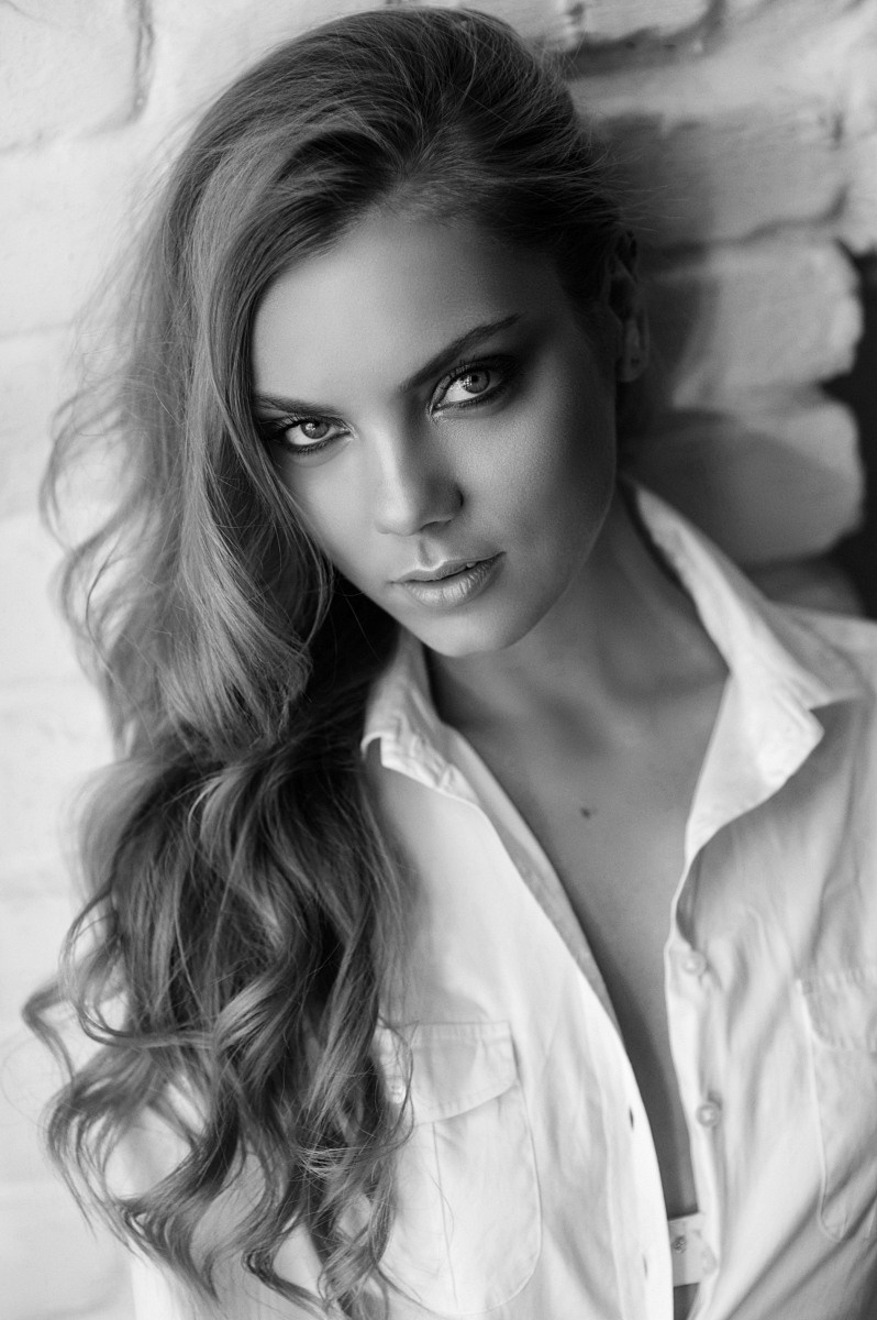 Портретная индивидуальная чб фотосессия, черно-белая фотография