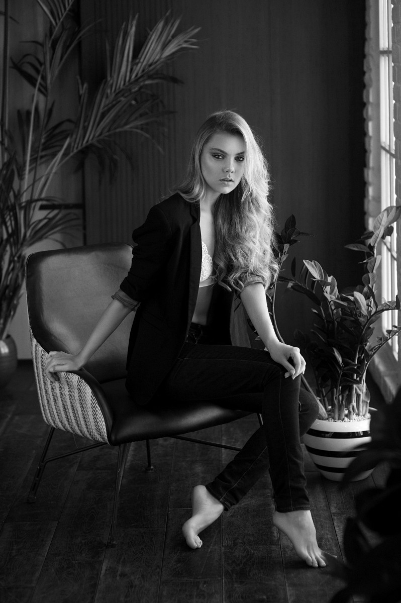 Портретная индивидуальная чб фотосессия в Москве, черно-белая фотография