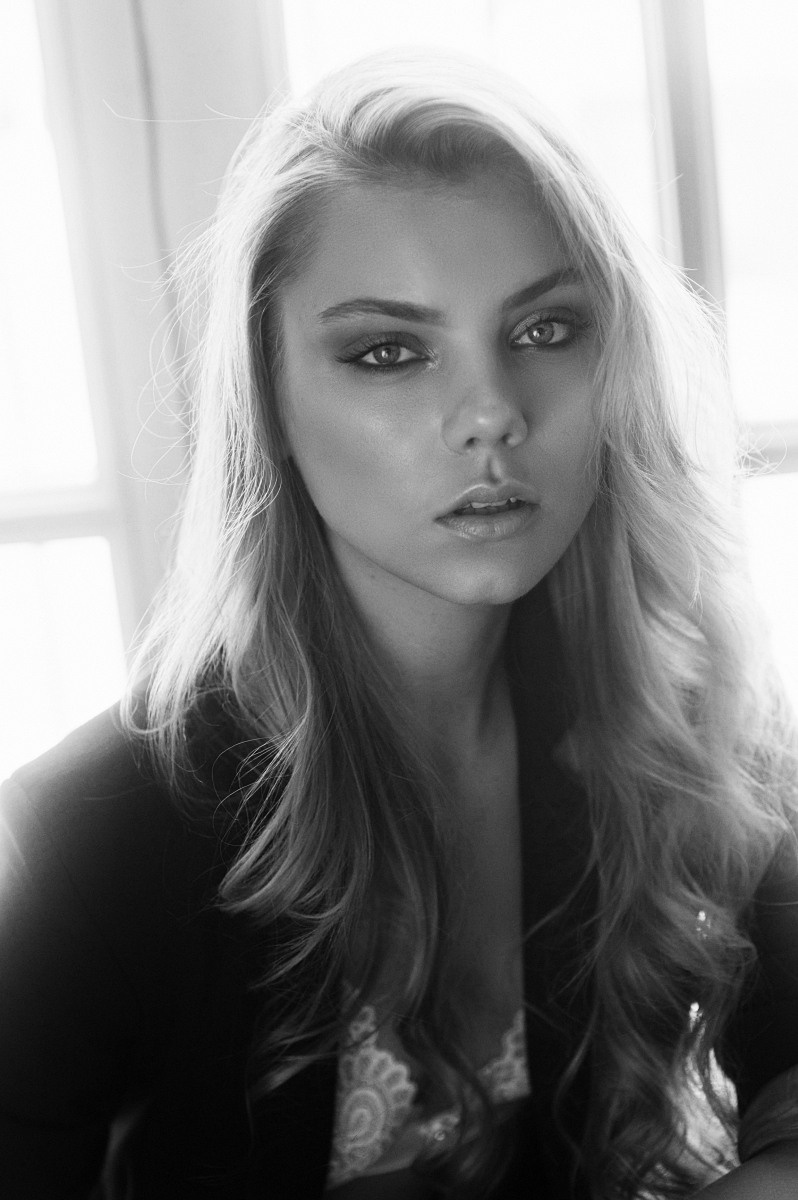 Индивидуальная женская фотосессия в студии в Москве. Женский портрет 💋 Индивидуальные фотосессии для девушек в Москве