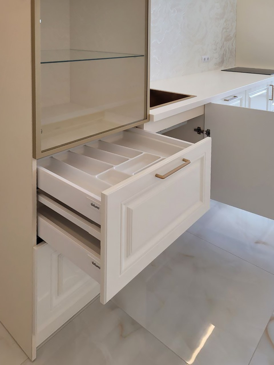 Кухни на заказ в Евпатории. Мебель на заказ в Евпатории