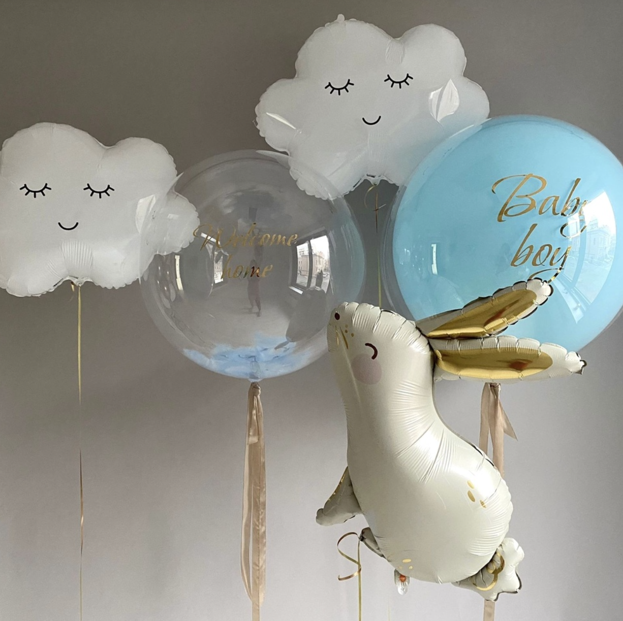 Odalazak iz porodilista prodavnica balona Novi Sad prodavnica balona Beograd. Шары с гелием, фотозоны Нови Сад Белград. Balone i dekoracije od balona Novi Sad Beograd