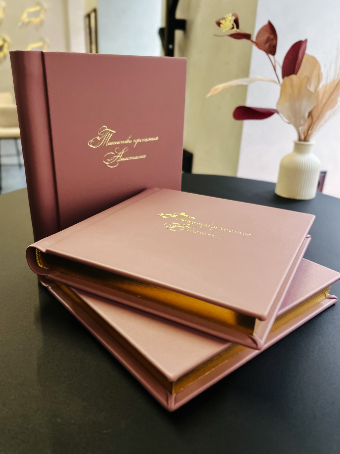 Фотокнига 20×20см стандарт +. Фотограф крещение венчание в Петербурге! Помогает подобрать храм и посоветовал душевного батюшку в СПб