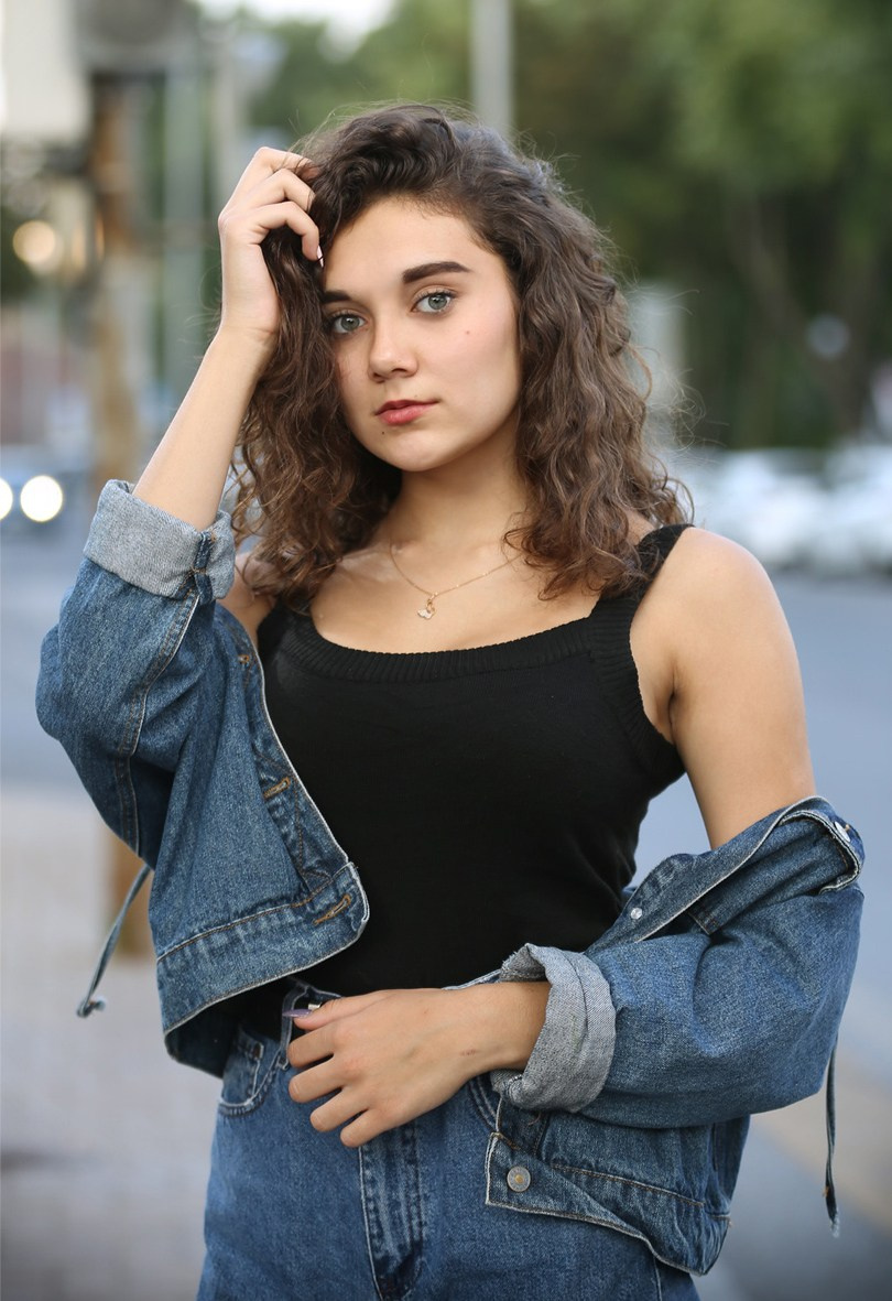 Уличный портрет. Правильный Выпускной Альбом