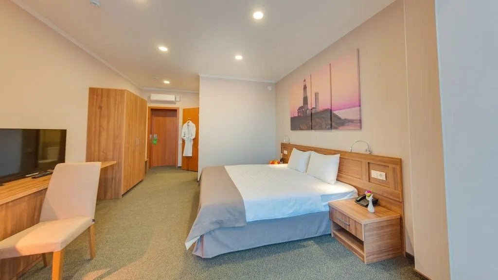 Лучшие отели в Новочеркасске для фотосъемки свадебных сборов