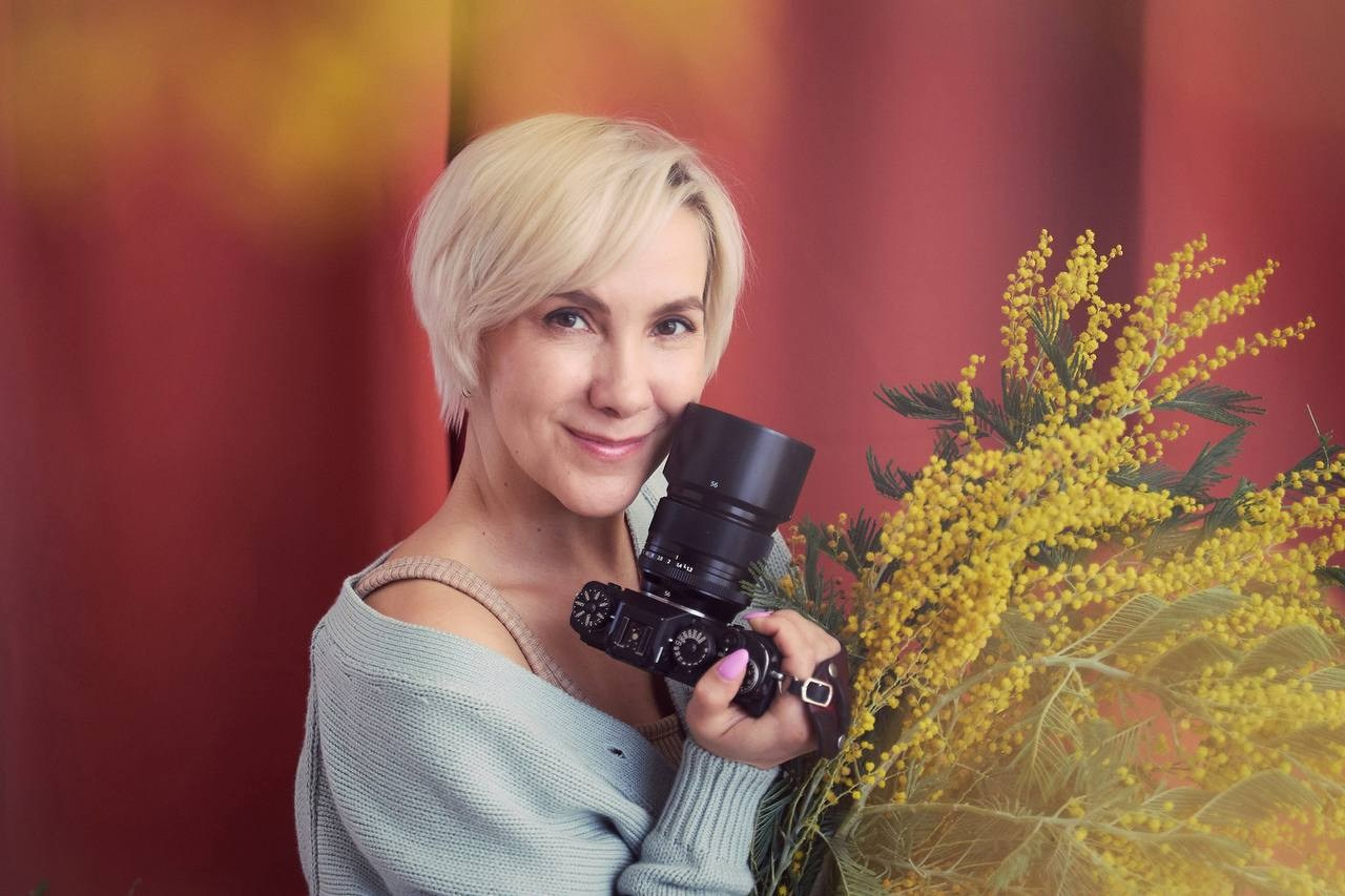 Выпускные альбомы Екатеринбург. Выпускные альбомы с оживающими фото Екатеринбург