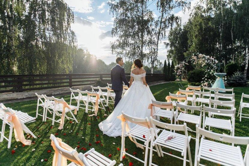 Территория для проведения церемонии выездной регистрации брака. Банкетный комплекс и свадебное агенство "Александр Грин"