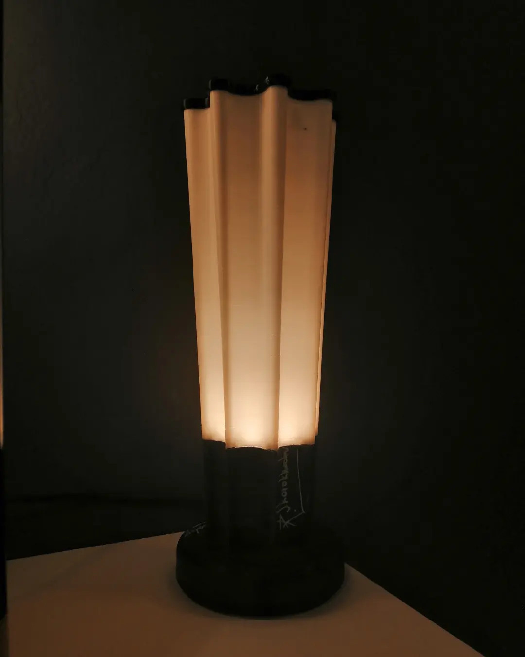 296_Octopus. Светильники Романа Скороходова