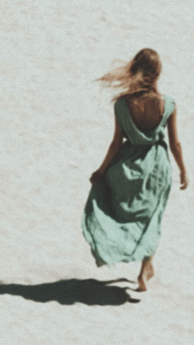 Творческий проект по внедрению реального товара для бренда ювелирных украшений MIE. Ekaterina Kiral — Visual Branding & AI Creation