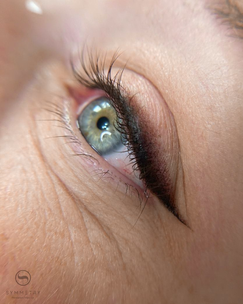 Нафиса. Студия перманентного макияжа, косметологии и массажа SYMMETRY в Москве, м. Киевская