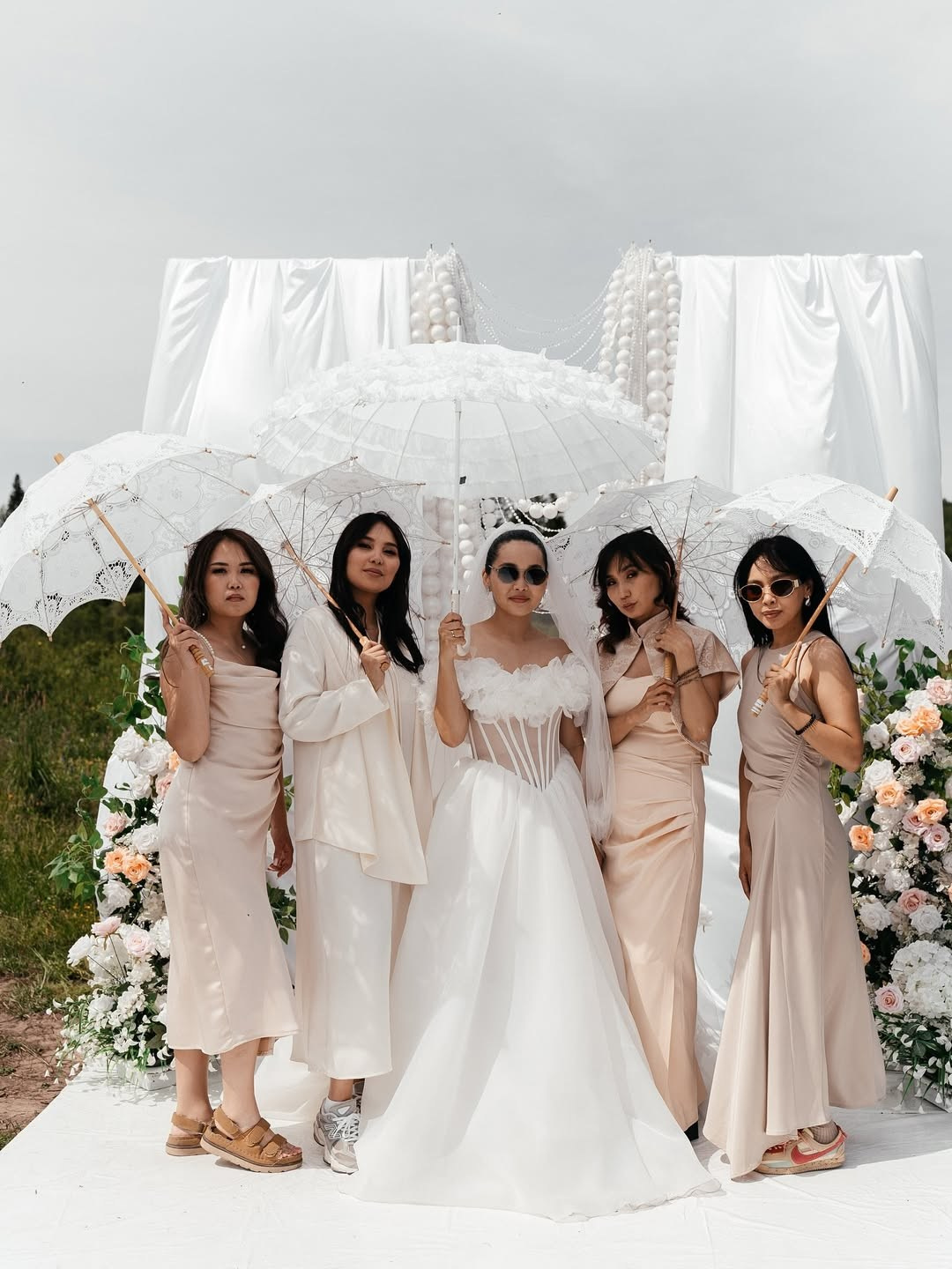 Фотограф в кызыле фотосъемка в кызыле фотосъемка фотограф Людмила Тагва yurtkyzyl юрткызыл индивидуальные фотосессии свадебная съемка. Фото и видеосъемка в Кызыле, аэросъемка в Кызыле свадебный фотограф и видеограф в Кызыле свадебная съемка в Кызыле Yurtkyzyl yurtkyzyl