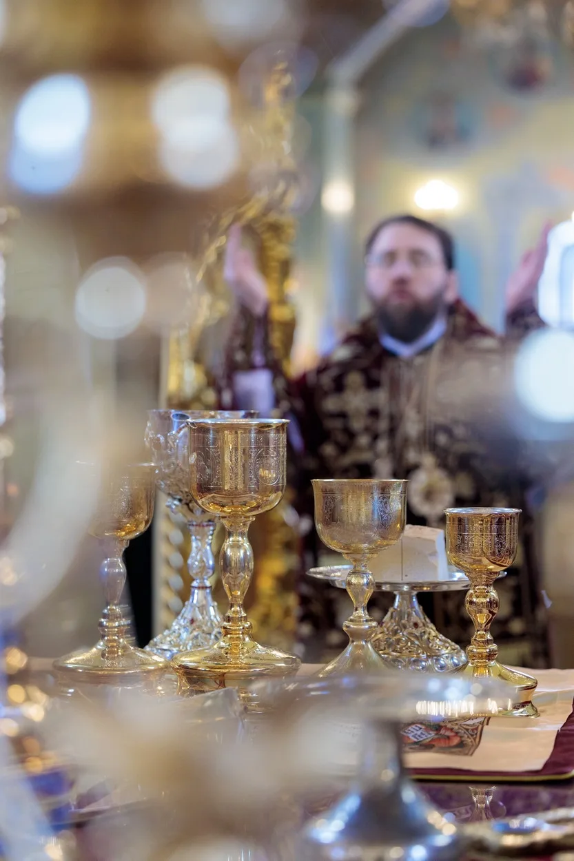 МИТРОПОЛИТ ИГНАТИЙ СОВЕРШИЛ БОЖЕСТВЕННУЮ ЛИТУРГИЮ В ПОКРОВСКОМ СОБОРЕ. Саратовское Северо-Западное благочиние