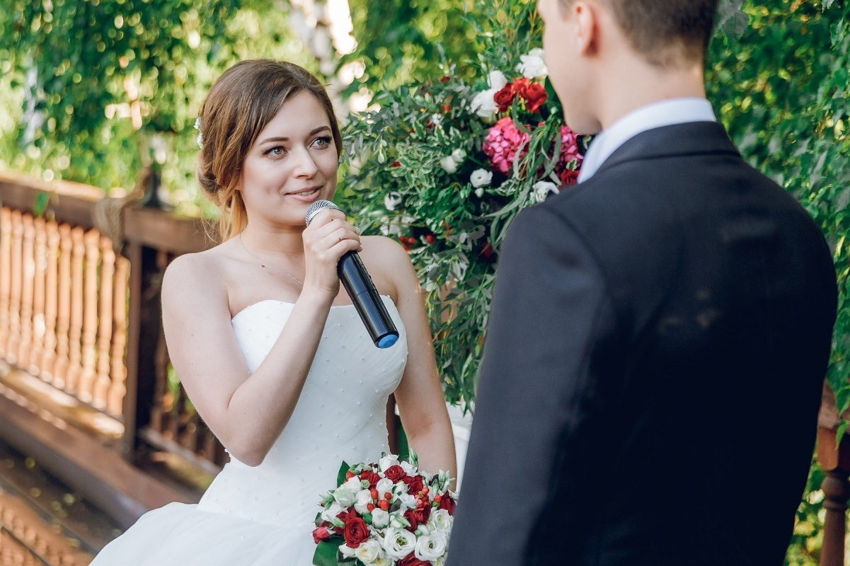 Территория для проведения церемонии выездной регистрации брака. Банкетный комплекс и свадебное агенство "Александр Грин"