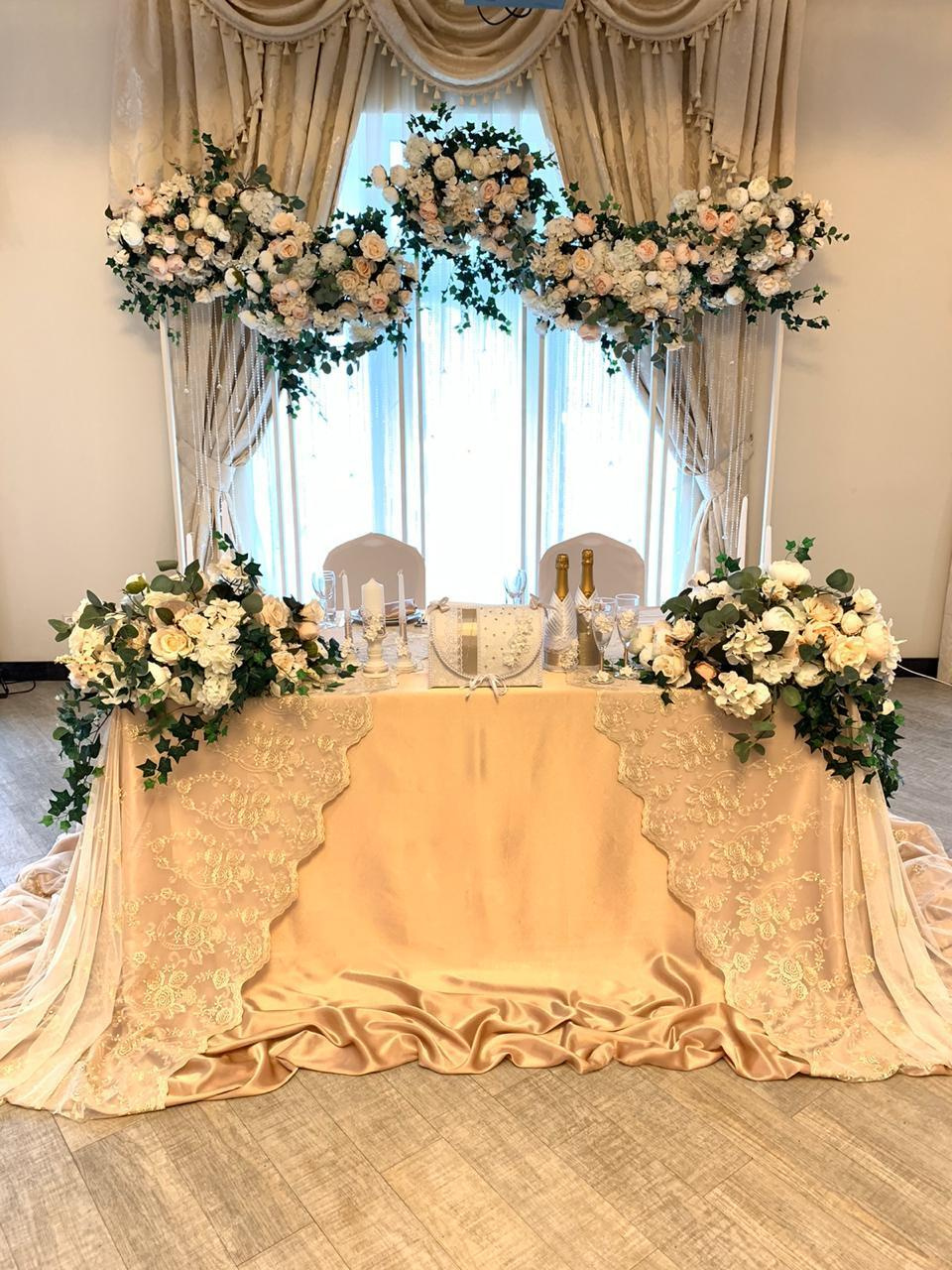 Флористика на свадьбу. Банкетный комплекс и свадебное агенство "Александр Грин"