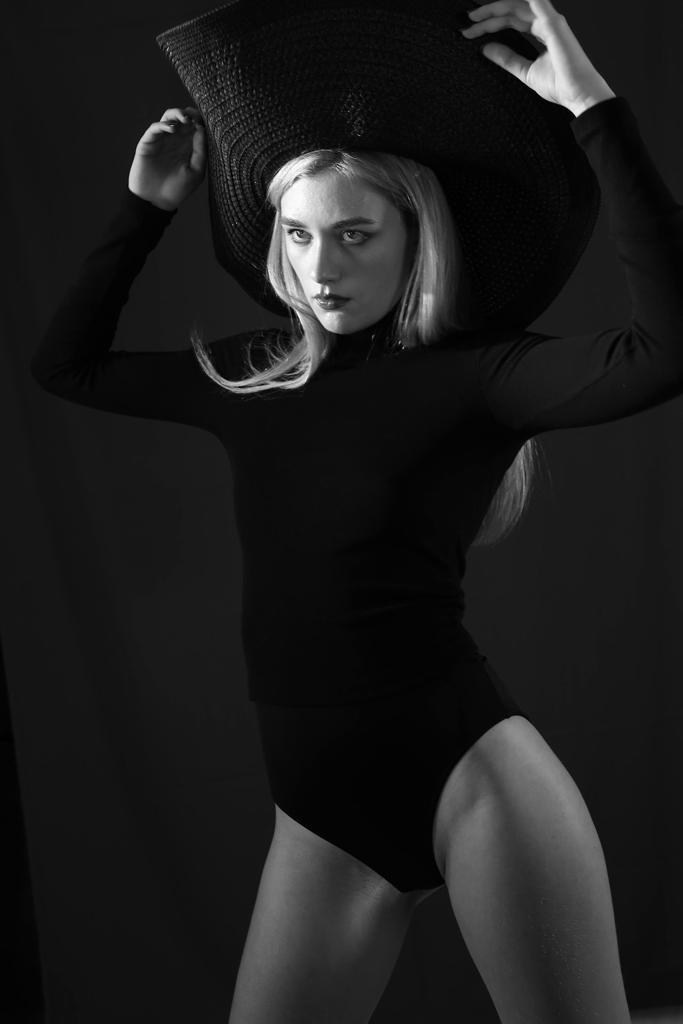 About the artist. Artist Margarita Gusak