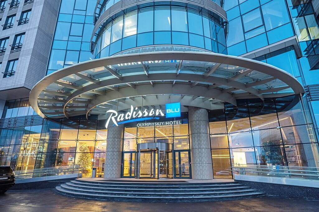 Radisson Blu Olimpiyskiy снаружи